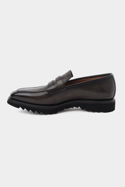 Patinated leather loafers with lugged sole - Khaki