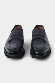 Patinated leather moccasins with notched sole - Gray