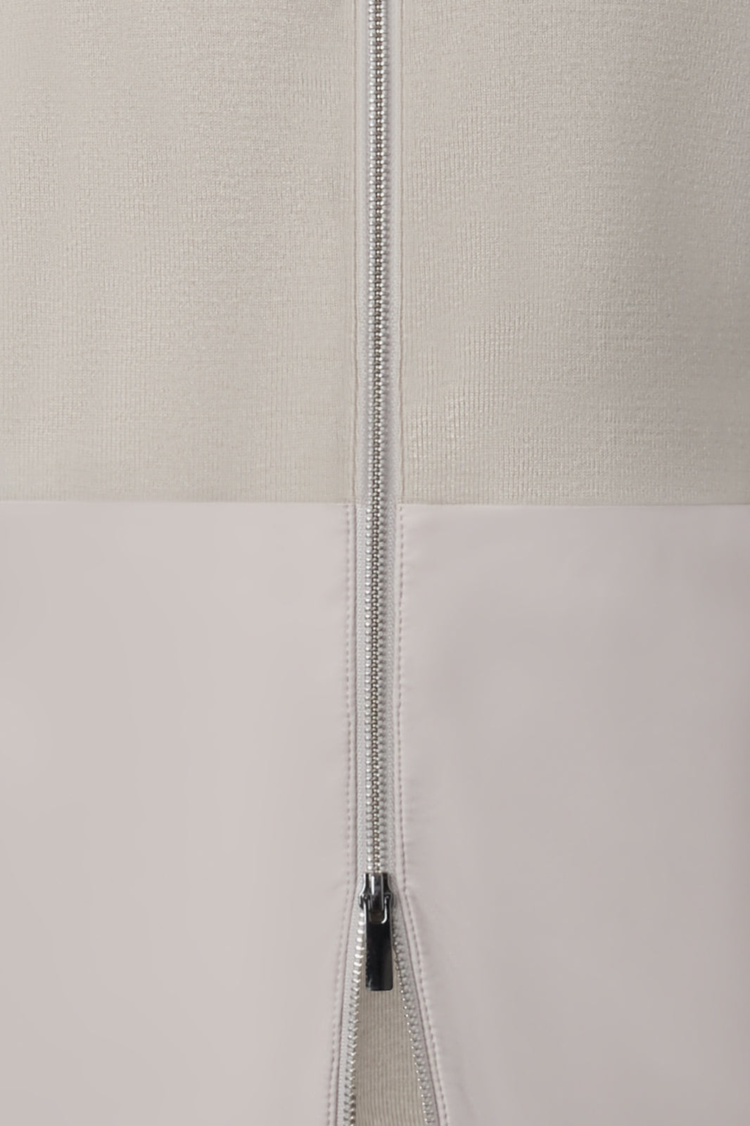 Technical Hooded Zip-Up Vest - Greige