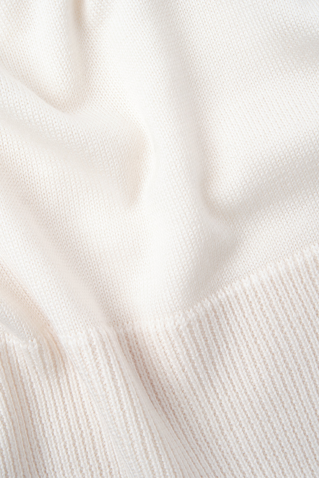 Round neck sweater - White