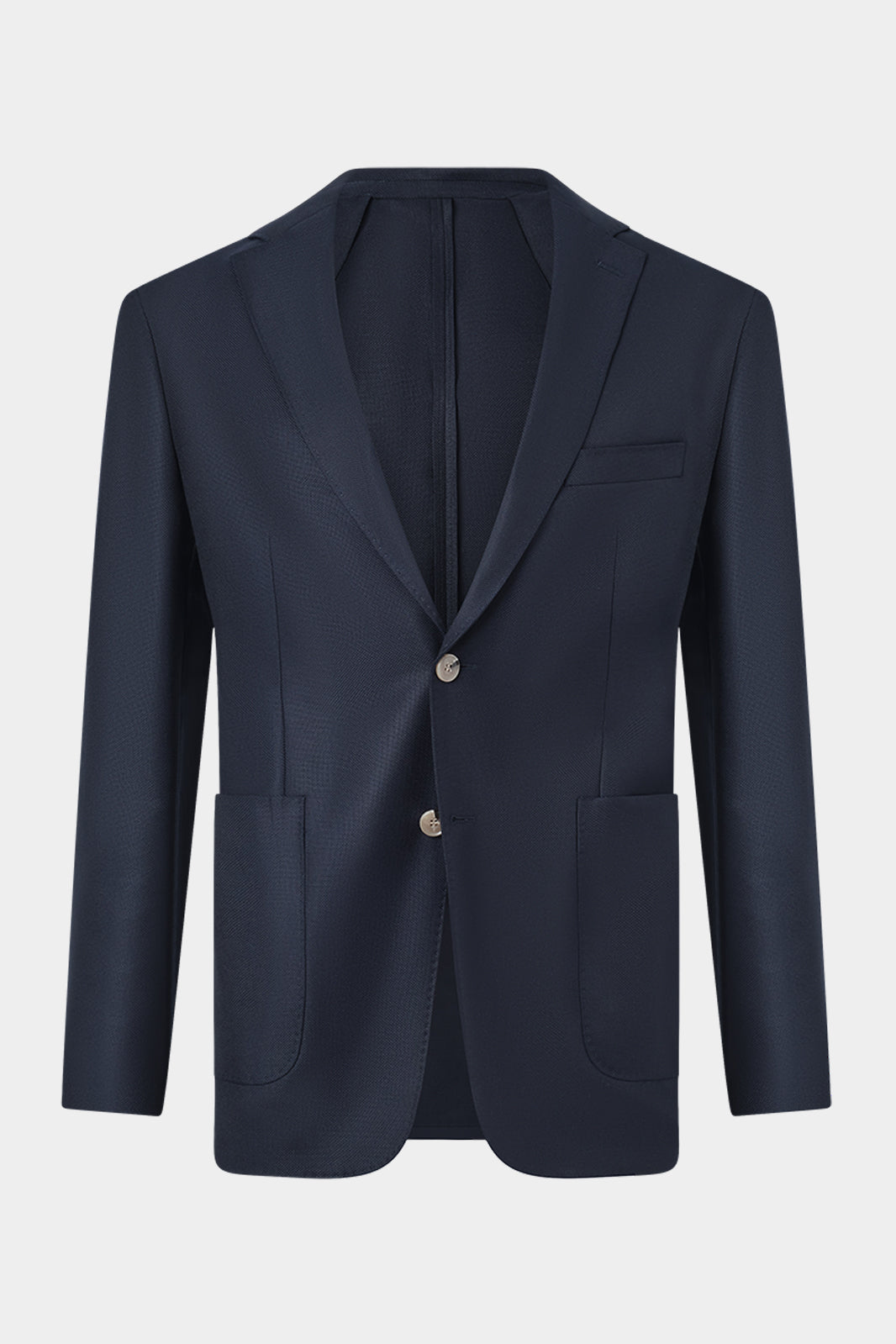 Découvrez notre blazer sur un tissu italien natté en 100% laine de chez Vitale Barberis Canonico. Vous apprécierez sa coupe cintrée, son montage napolitain ( non-doublée et non-épaulée ) avec les poches plaquées sur le devant. Ce discret motif vous permettra d'associer tous les styles de couleur de chemise ou de rayures et tous les styles de pantalons aussi bien les laines que les jeans. 