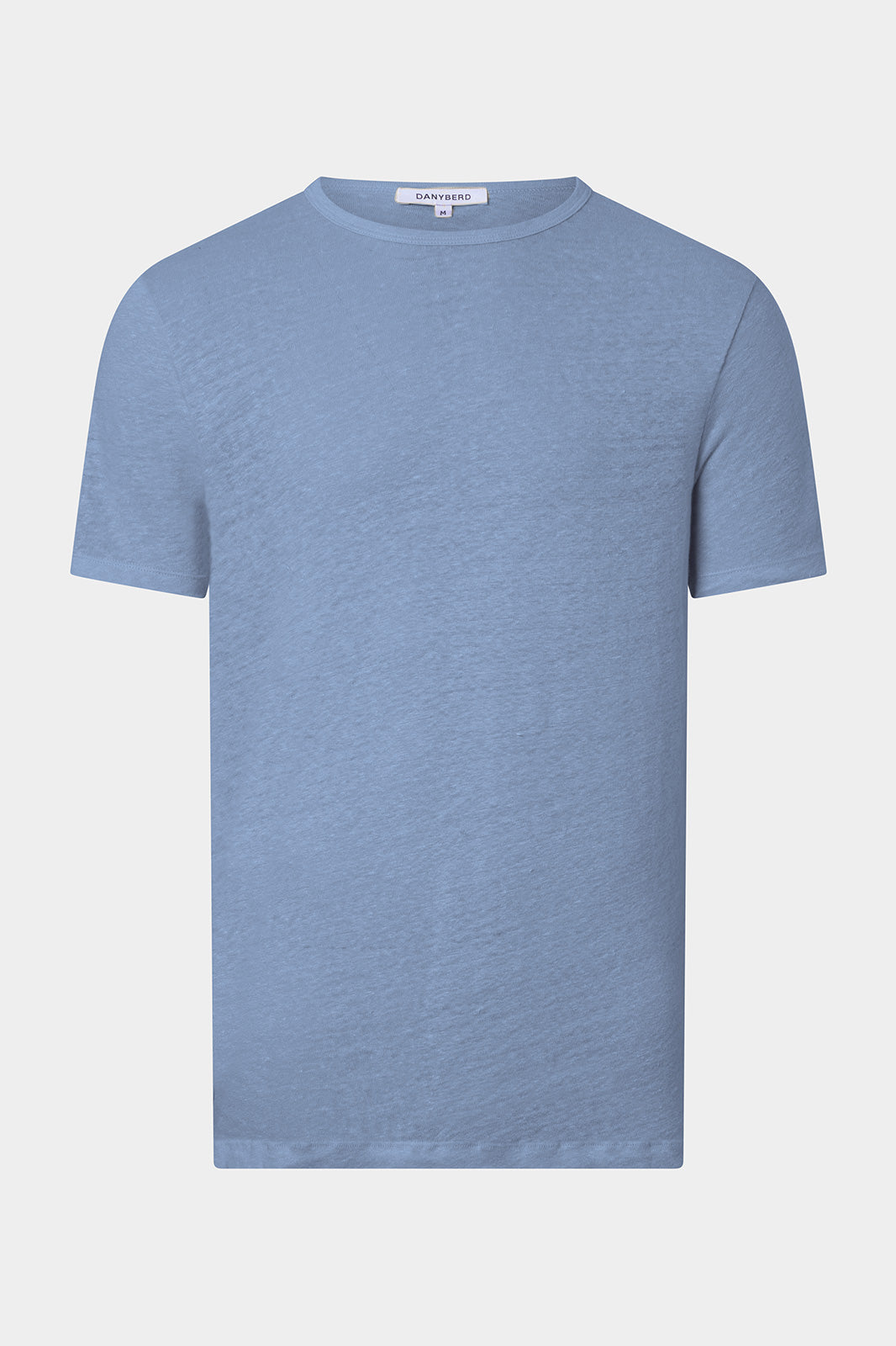Découvrez notre incontournable t-shirt à col rond et courtes d'été, spécialement conçu pour allier confort et style au quotidien