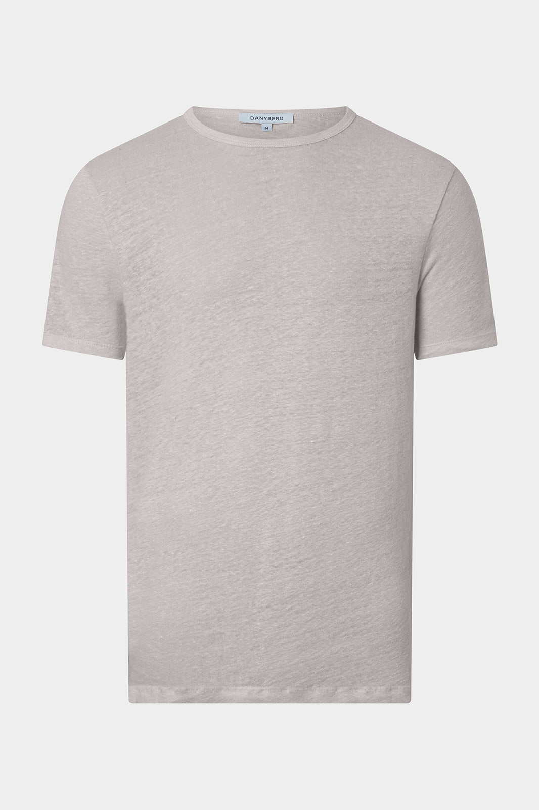 Découvrez notre incontournable t-shirt à col rond et courtes d'été, spécialement conçu pour allier confort et style au quotidien.