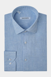 Vue sur fond blanc d'une chemise en lin col français en bleu chiné