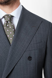 Double-breasted suit with patch pocket - Grey with fine stripe