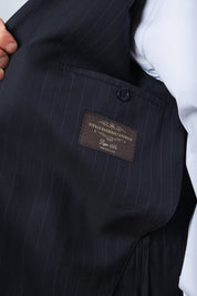 Double-breasted suit with patch pocket - Blue with fine stripe
