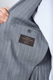 Double-breasted suit with patch pocket - Light gray striped