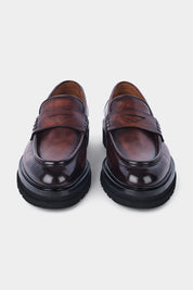 Leather loafers with thick, notched sole - Brown