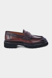 Leather loafers with thick, notched sole - Brown