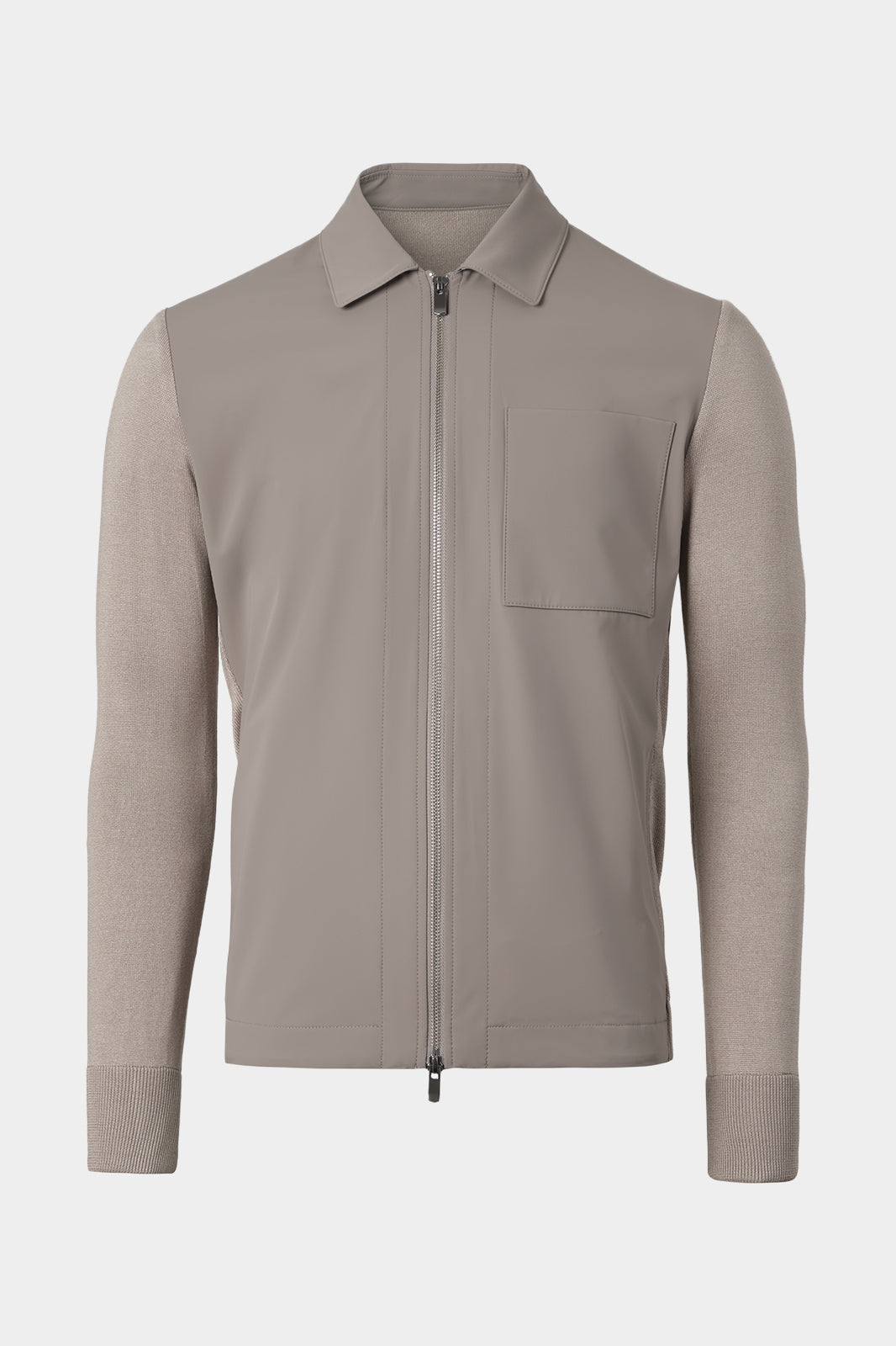 Vue sur fond blanc d'un blouson zippé bi matière en noisette 