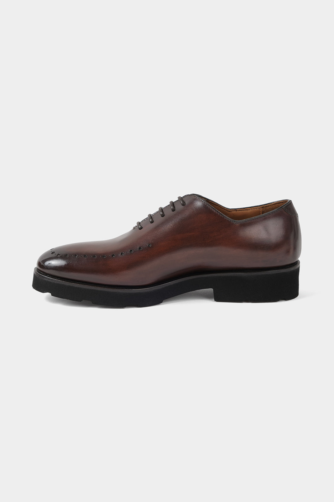 Souliers à lacets patiné avec œillets - Marron