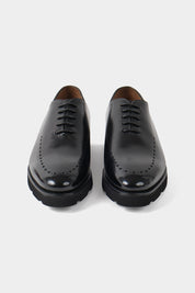 Souliers à lacets patiné avec œillets - Noir