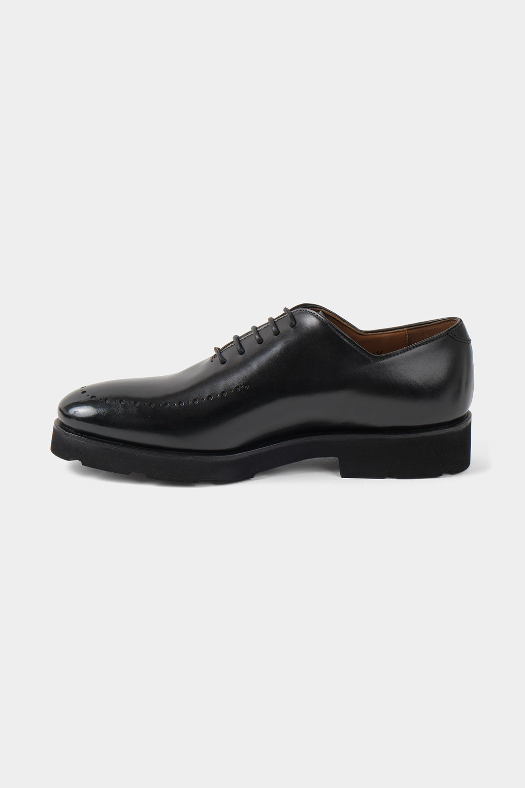 Souliers à lacets patiné avec œillets - Noir