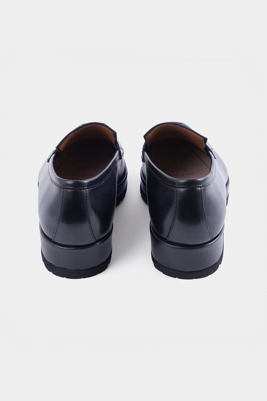 Mocassins en cuir patiné avec semelle compensée et crantée