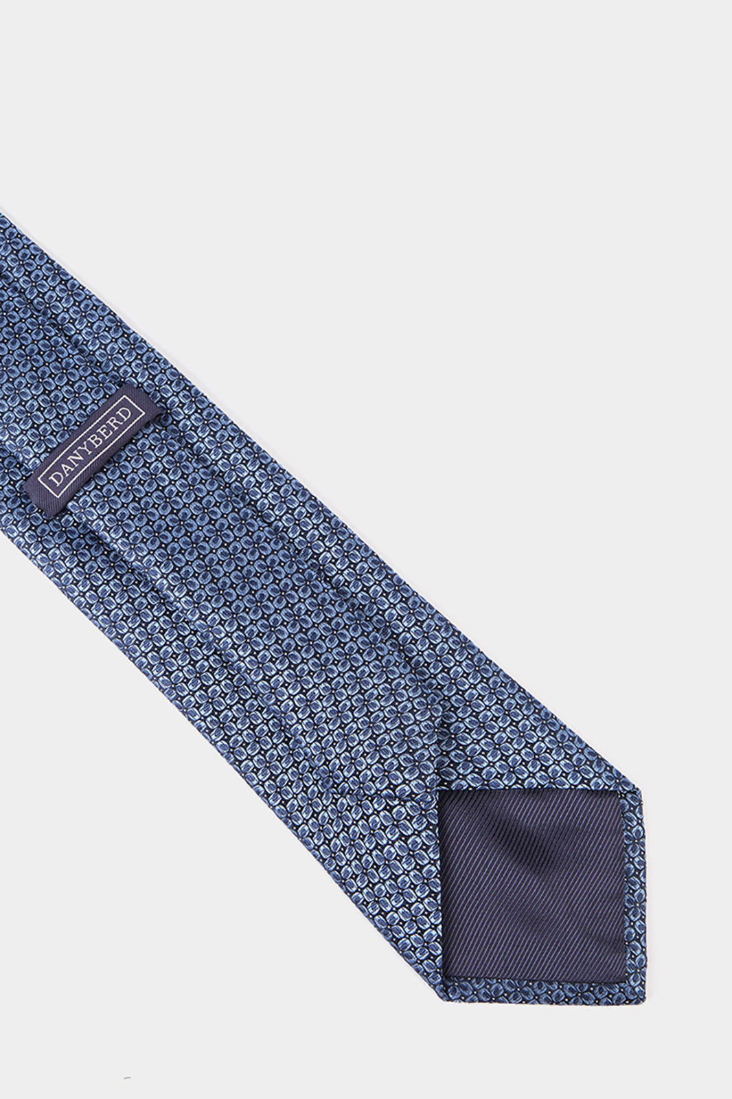 100% silk tie -