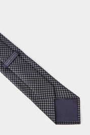 100% silk tie -