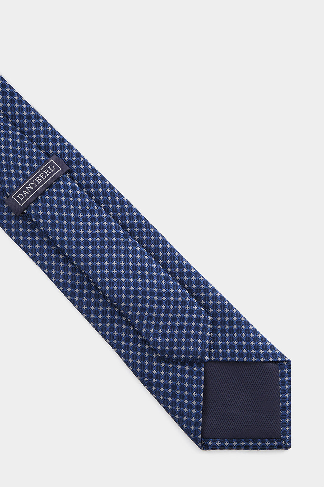 100% silk tie -