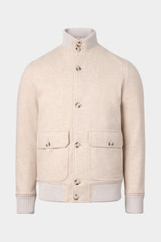 Vue sur fond blanc d'un blouson collège flanelle en beige