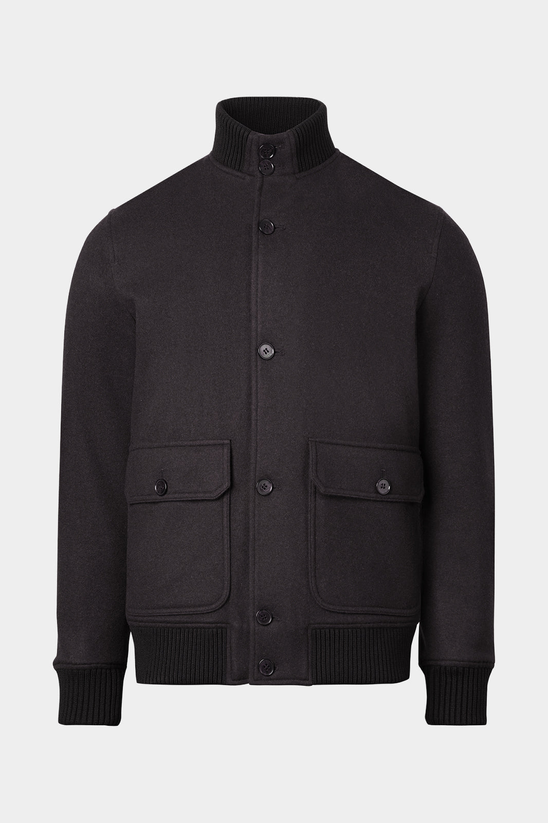 Vue sur fond blanc d'un blouson en flanelle composé de laine et cachemire noir