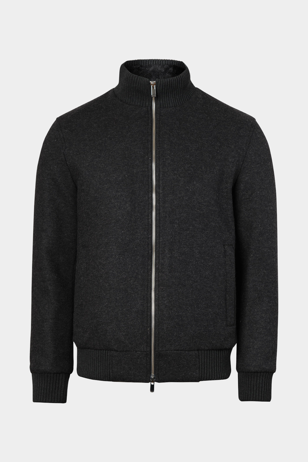 Vue sur blanc d'un blouson en jersey de laine fourré gris 