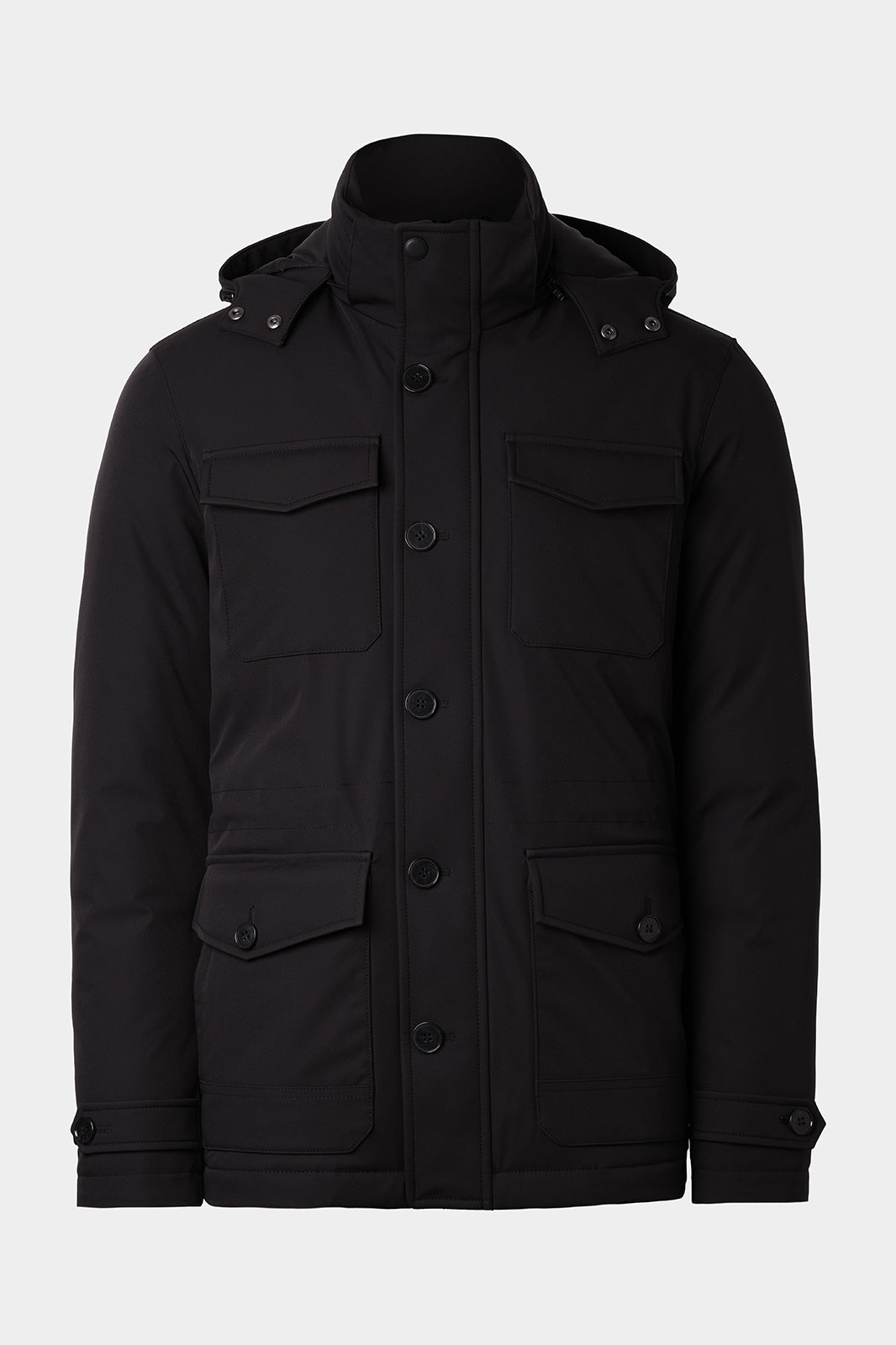 Cette parka est conçue pour vous protéger des éléments tout en vous gardant au sec grâce à son tissu technique Olmetex, réputé pour leur robustesse, leur légèreté, leur imperméabilité et leur résistance thermique.