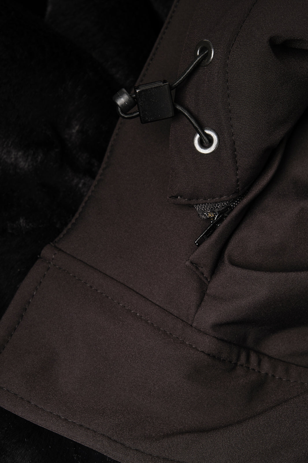 Parka with removable hood - Black