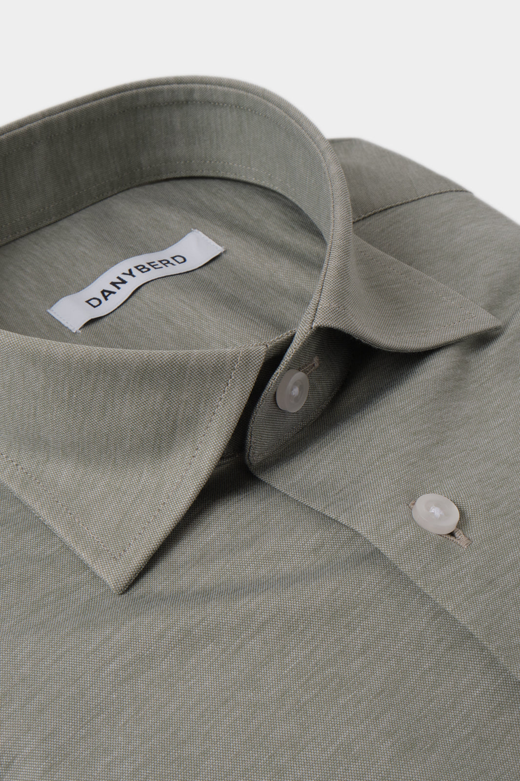 French collar shirt - Sage green - Missing photos, alt texts