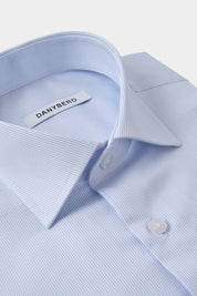 Chemise col français à rayures fines 