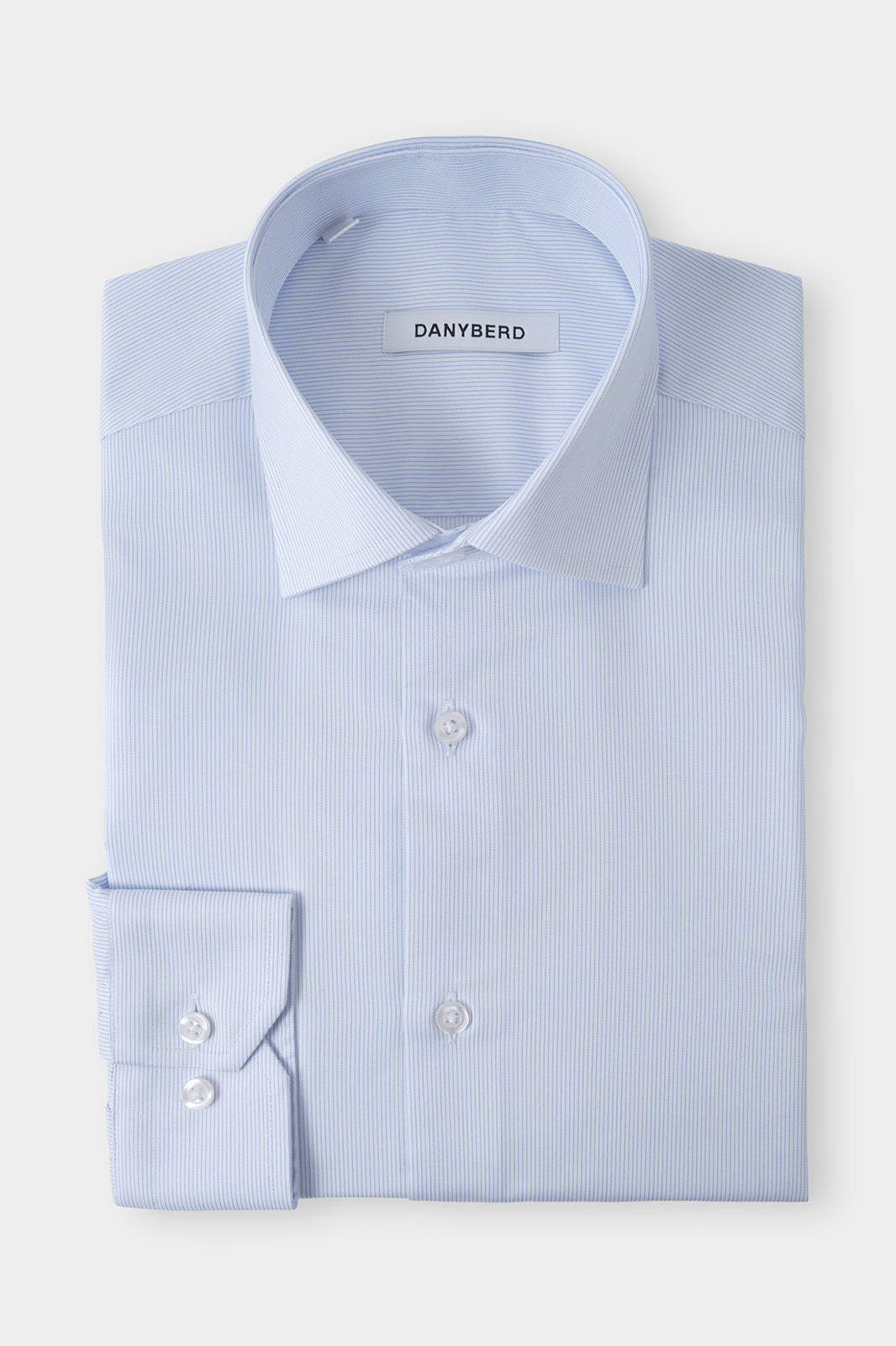 Chemise col français à rayures fines 