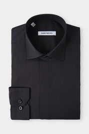 Chemise cintrée en col français à boutons cachés couleur noir.