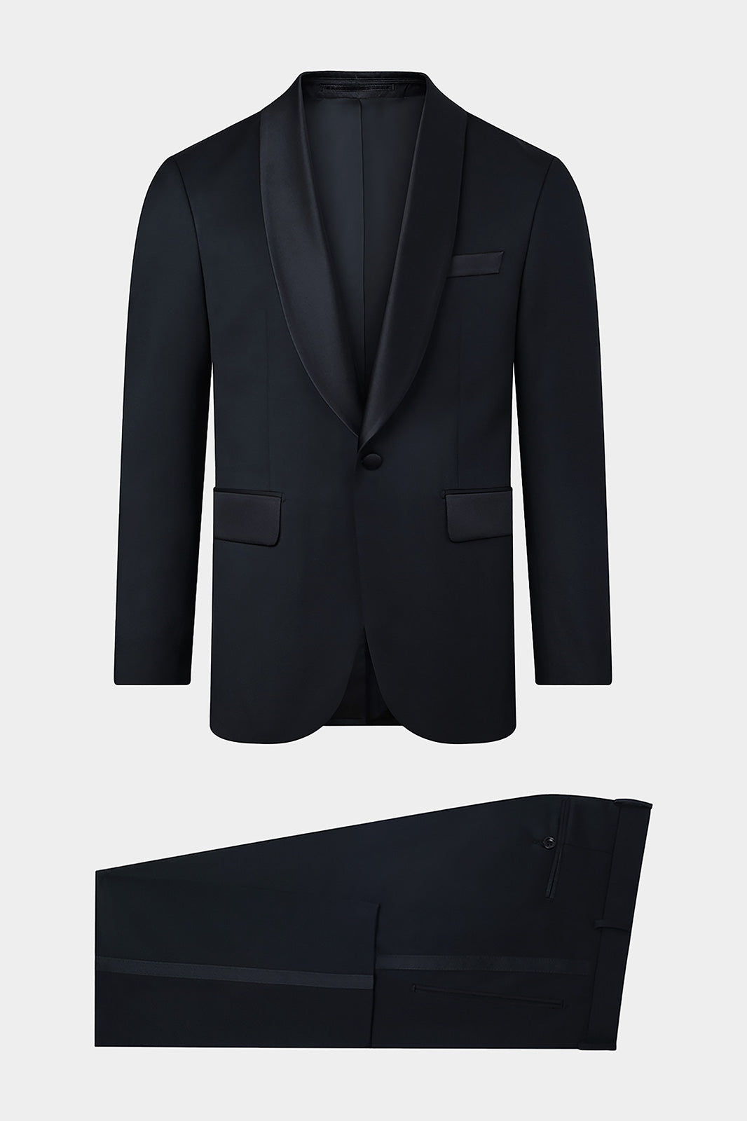Image sur fond blanc d'un costume d'une coupe cintrée, veste doublée