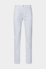 Vue sur fond blanc d'un Jean FIAT en coton blanc en coupe slim en 100% coton.