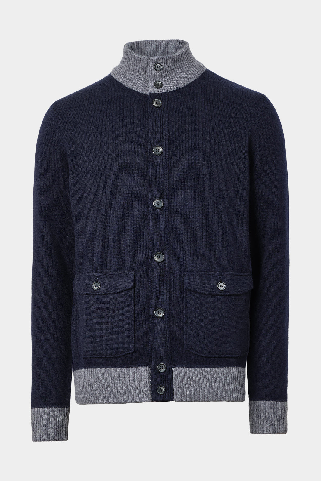 Vue sur fond blanc d'un cardigan en laine et cachemire bicolore marine et Anthracite