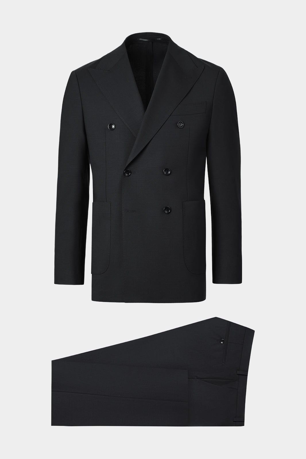 Vue sur fond blanc d'un costume croisé en laine stretch en noir 
