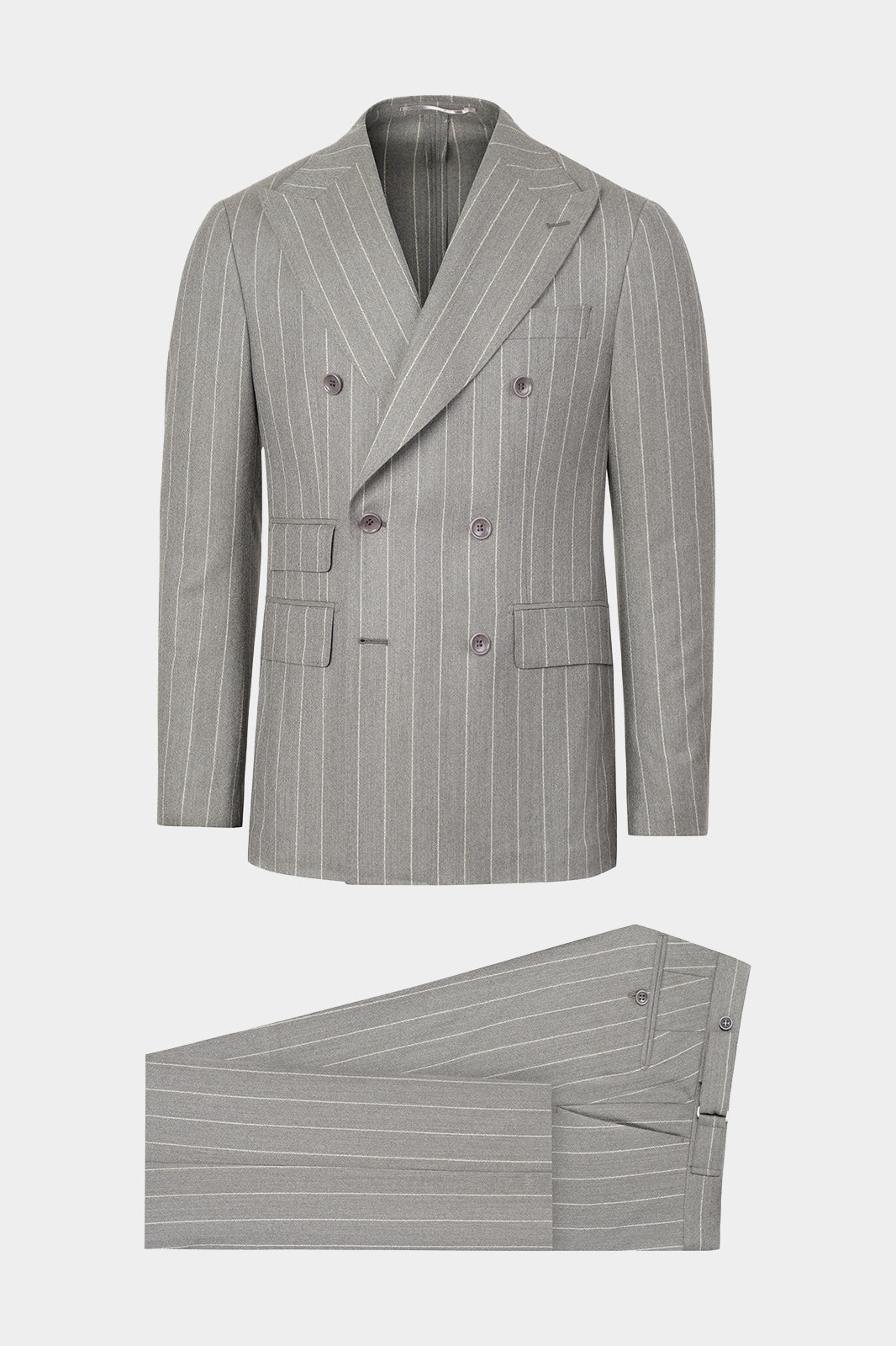 Vue sur fond blanc d'un costume croisé en laine en gris à rayures blanches sur un tissu italien de Ermenegildo Zegna.