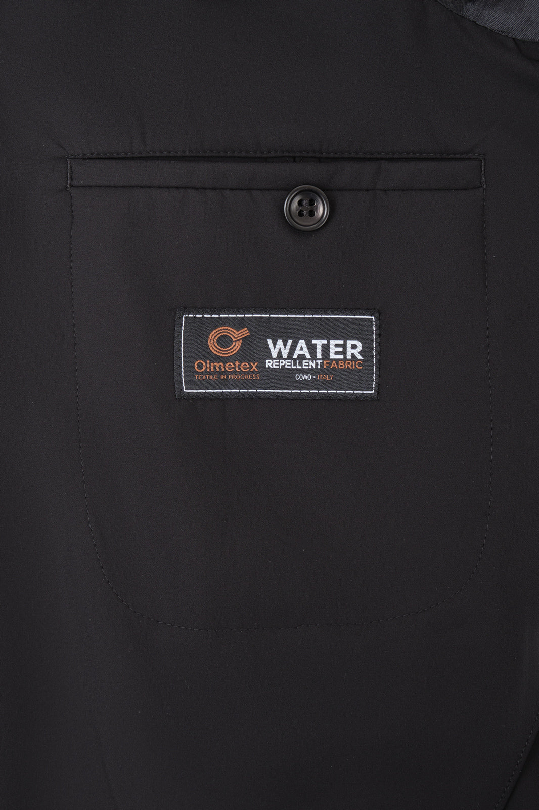 Black flap pocket suit - Swiss price 389 incl. tax or 361.19 excl. tax - to be checked by Dorit