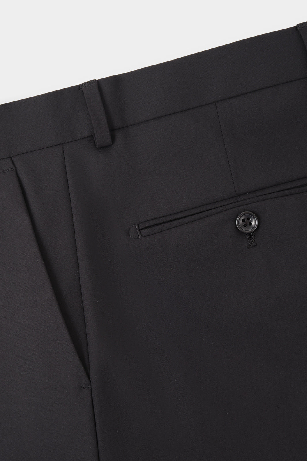 Black flap pocket suit - Swiss price 389 incl. tax or 361.19 excl. tax - to be checked by Dorit