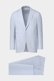 Vue sur fond blanc d'un costume à rayures de couleurs Blanc et Bleu sur un tissu italien de chez Albini.