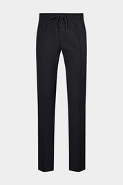 Vue sur fond blanc d'un pantalon jogpant Donatela de couleur noir délavé. Sur un tissu italien en 77% polyamide 23% élasthanne de chez Olmetex.