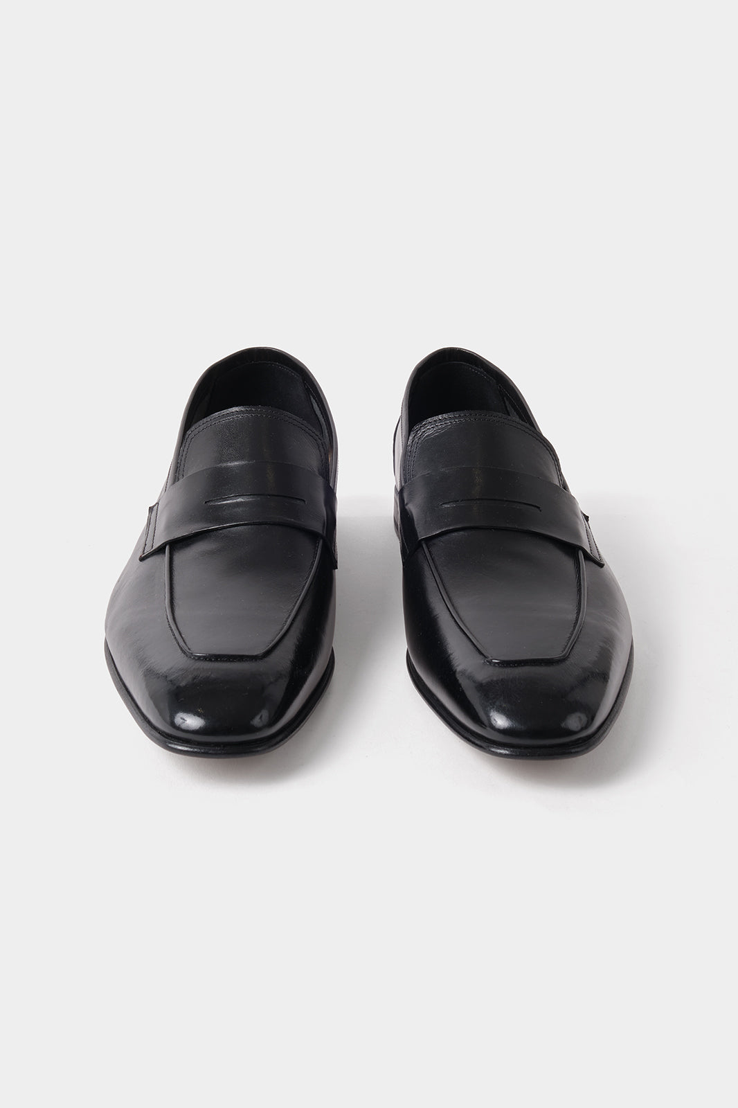 Kangaroo leather loafers - Black - out of stock, seen with Mickael - info and look to be checked by Dorit - missing price and Swiss price