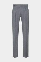 Vue sur fond blanc d'un pantalon double pinces en flanelle en gris clair