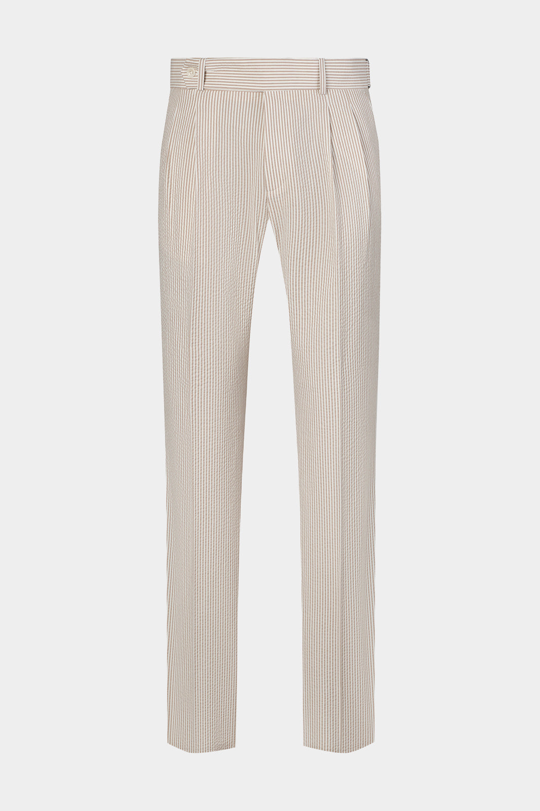 Vue sur fond blanc d'un pantalon double pinces Seersucker  rayé blanc et beige
