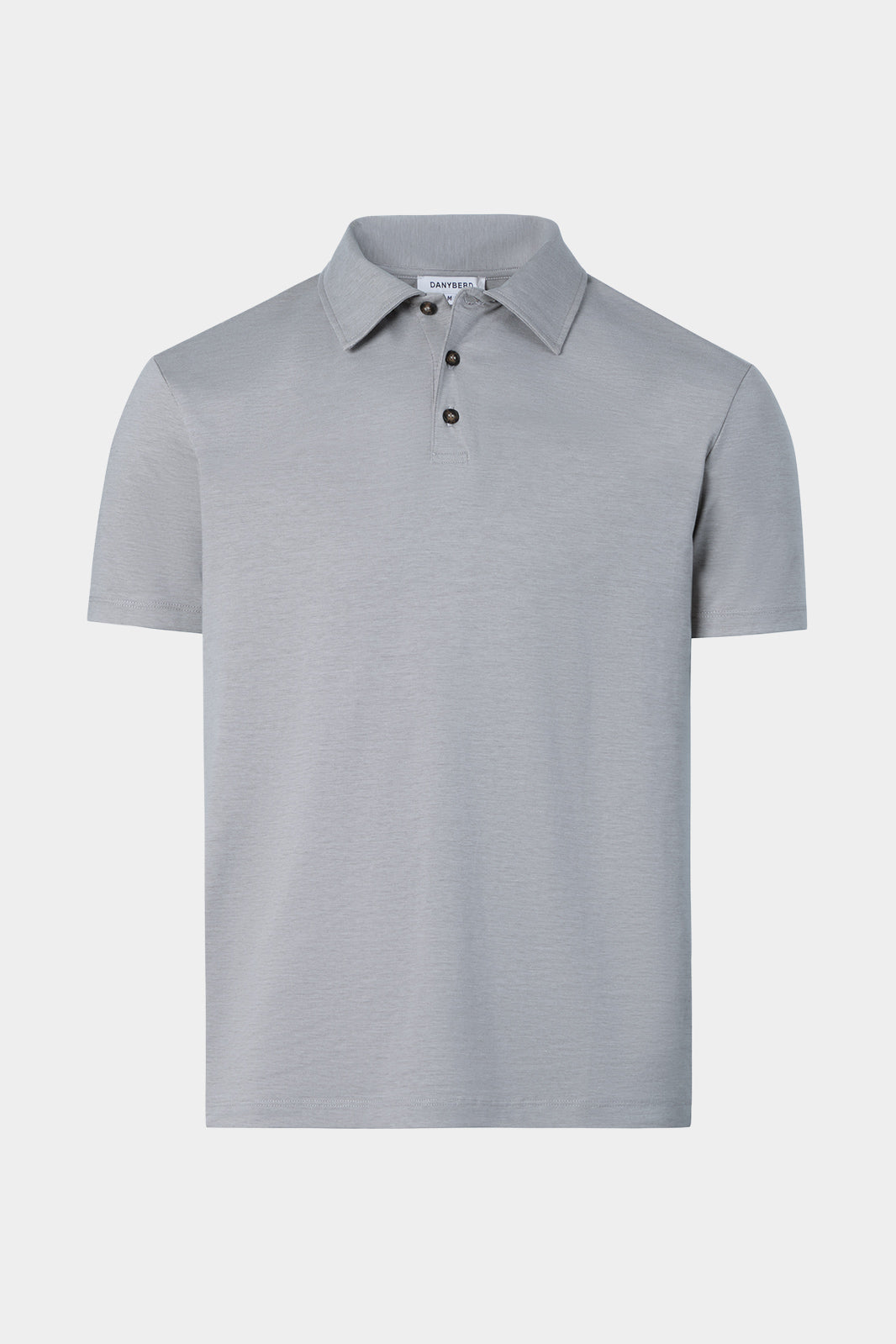 Vue sur fond blanc d'un Polo en coton jersey de couleur Gris sur un tissu italien en 61% coton 28% polyamides 11% élasthanne.