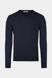 Vue sur fond blanc d'un pull col V en Marine en 100% d'Italie.