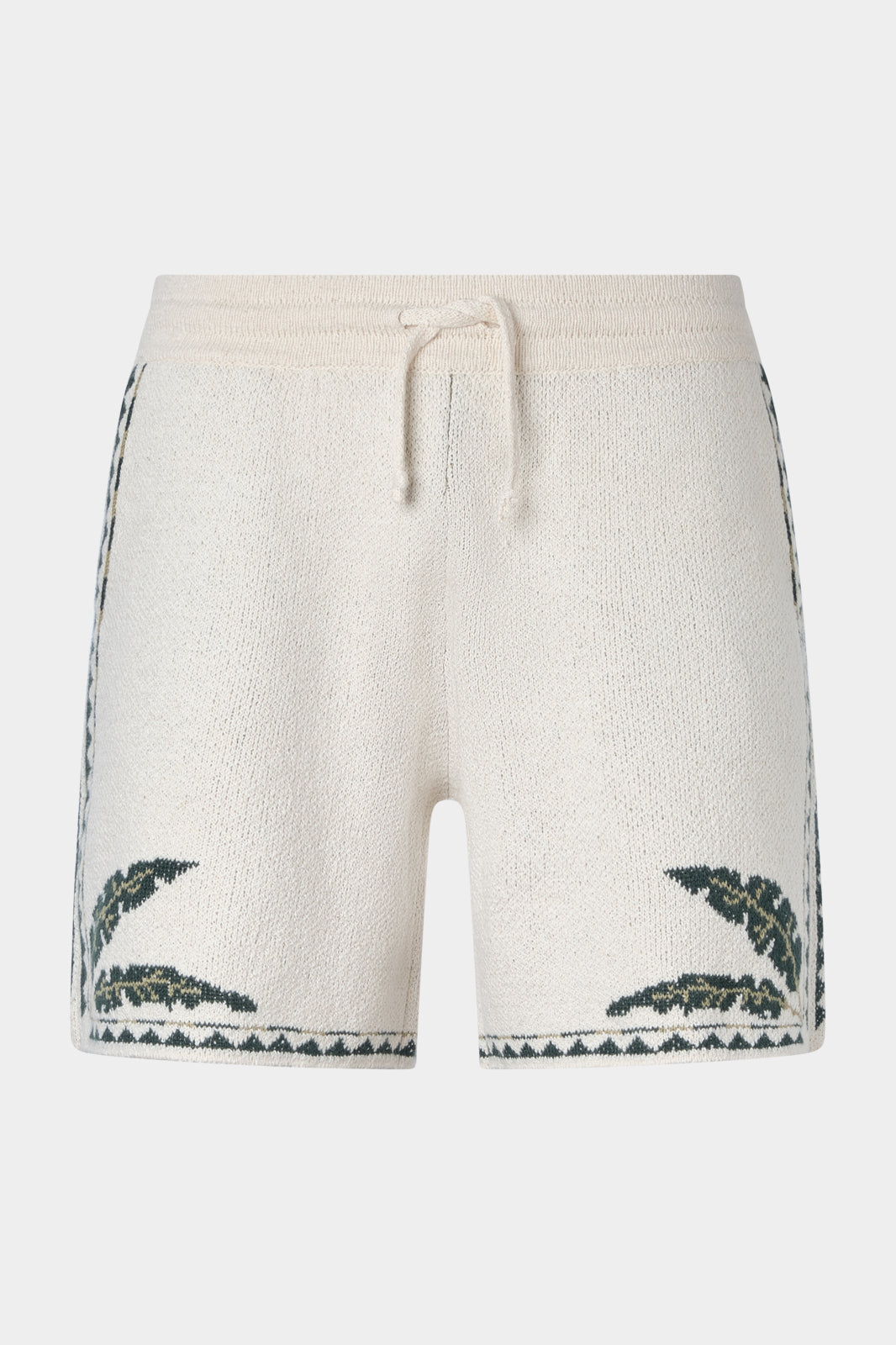 Venez découvrir ce short qui ne vous quittera plus cet été. Ce short est disponible en 2 colories et est en coton stretch, fabriquée en Italie, un pays réputé pour son savoir-faire en matière de mode et de textiles.
