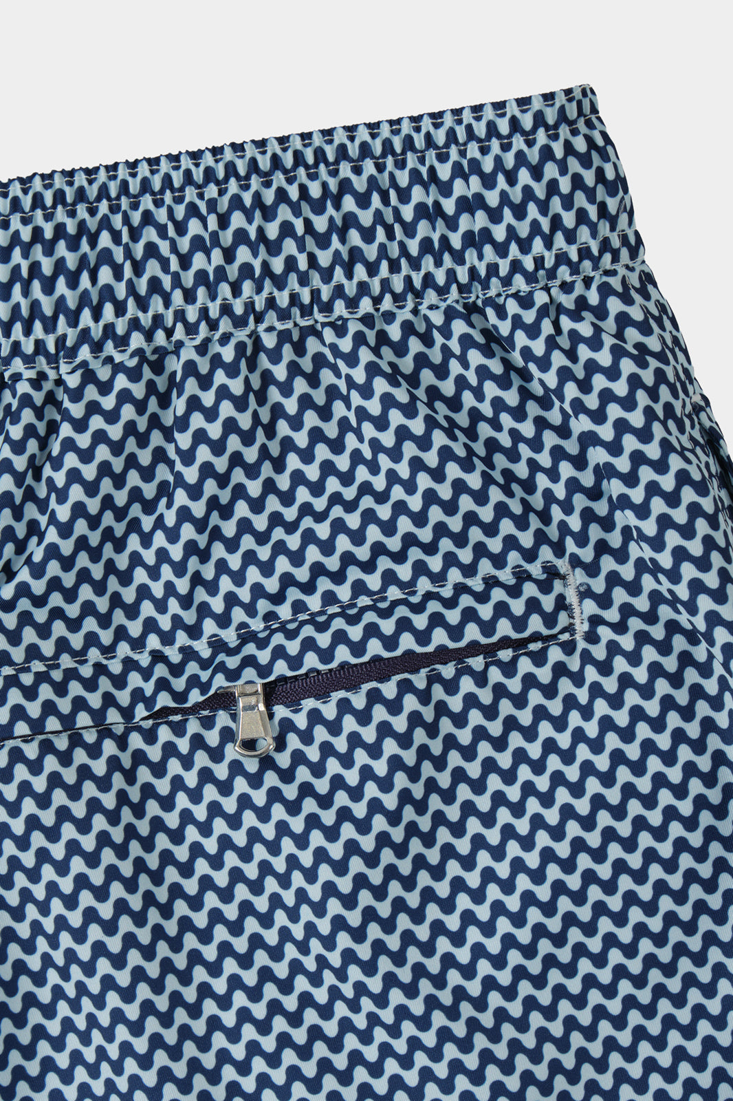 Short de bain marine à motif blanc