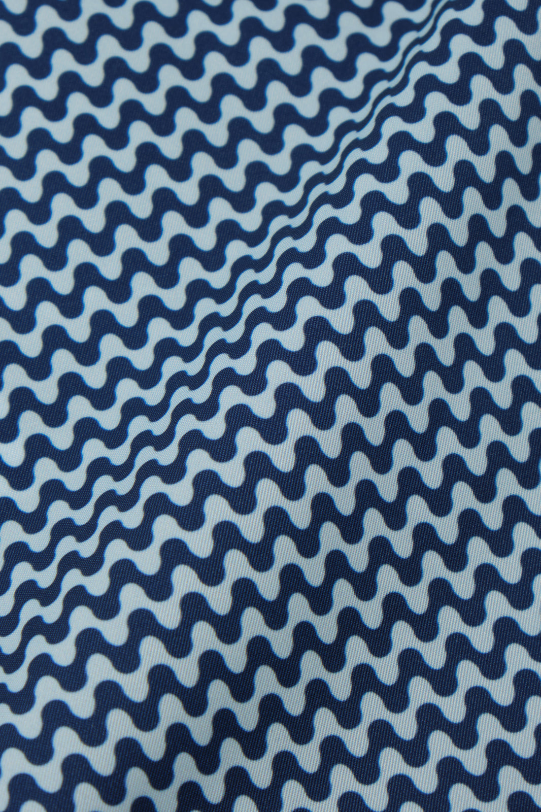 Short de bain marine à motif blanc