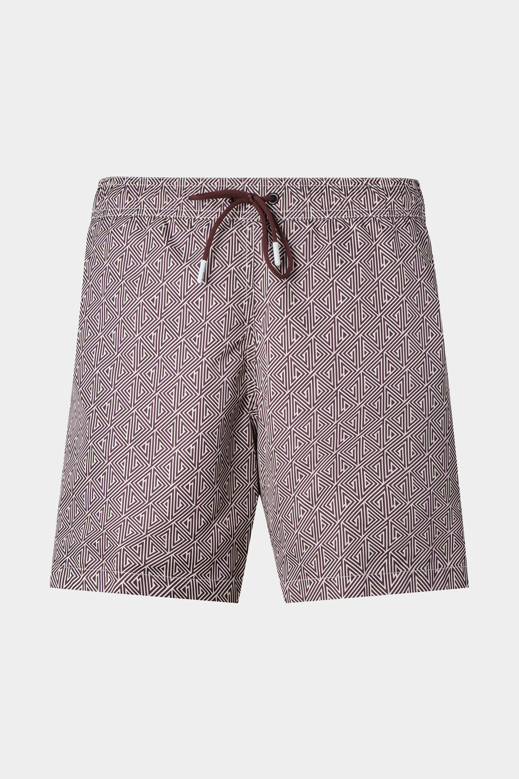 Vue sur fond blanc d'un short de bain à motif marron. Avec tissu à séchage rapide en 100% polyester.