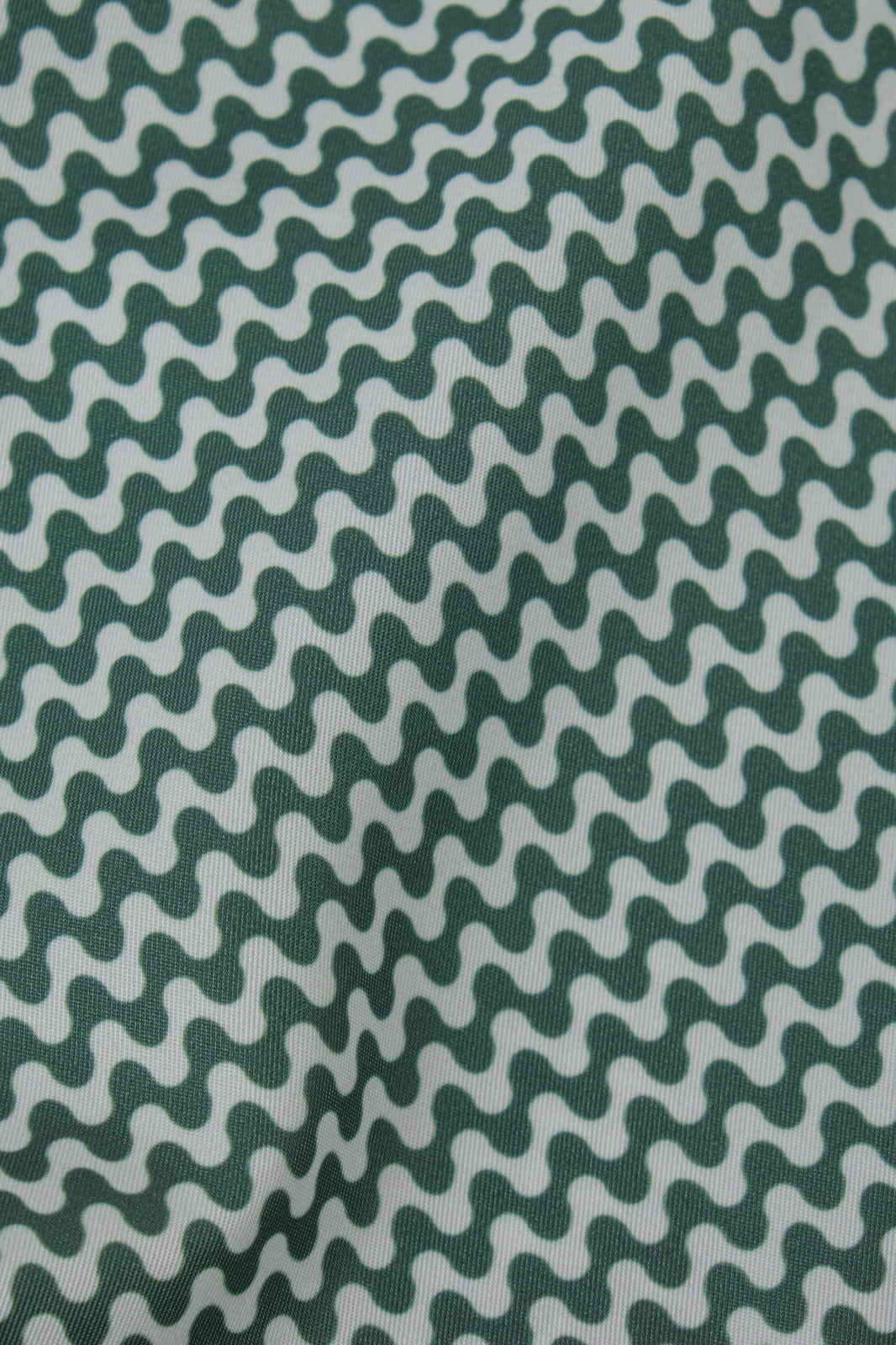 Short de bain kaki à motif vague