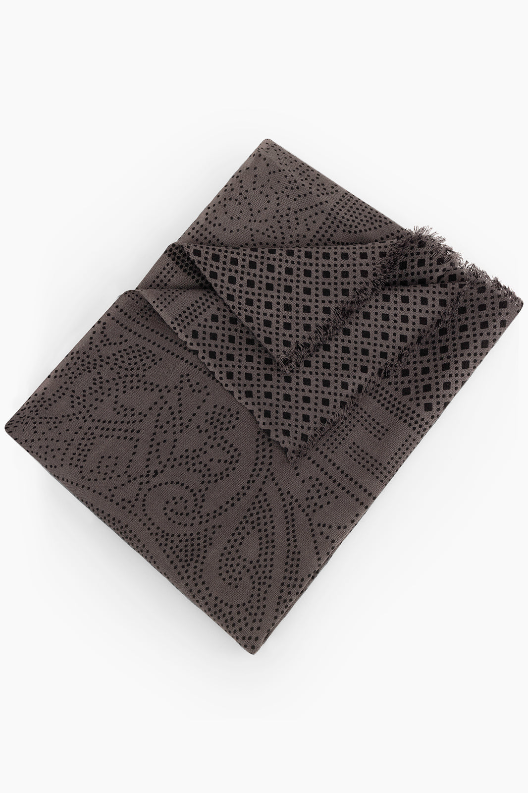 Chèche gris anthracite avec motifs paisley en laine, parfait pour un style chic et élégant.